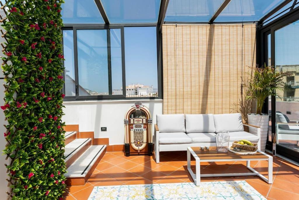 Rocca Politeama Attico Prestigioso Ed Eccitante. Apartman Palermo Kültér fotó